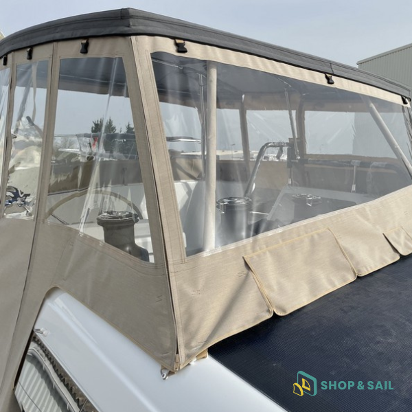 Flybridge enclosure Fountaine Pajot Aura 51 NV Equipment