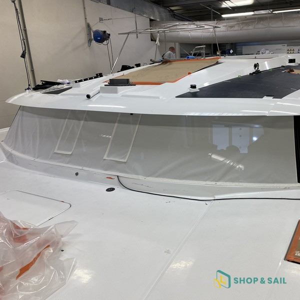 Pare-brise ajouré Tanna 47 Fountaine Pajot NV Equipment