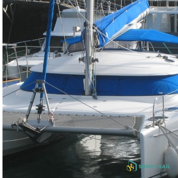 Pare-brise ajouré Lavezzi 40 Fountaine Pajot NV Equipment