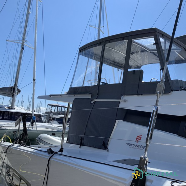 Toiles de tour sur protection Elba 45 Fountaine Pajot NV Equipment