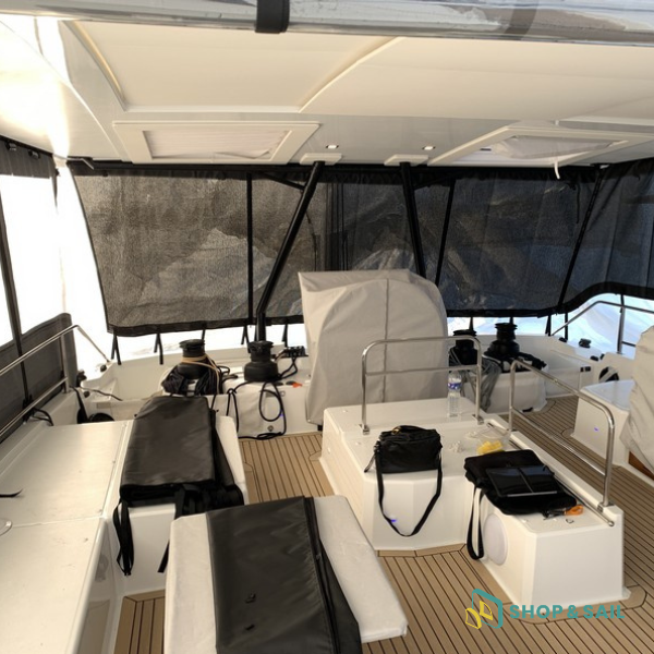 Voiles ajourées de Fly Fountaine Pajot Samana 59 NV Equipment